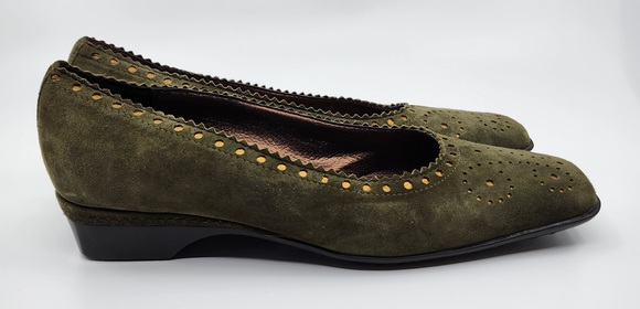 Sesto Meucci Kitten Heel Italian Loafers sz 7.5 N - Picture 3 of 6